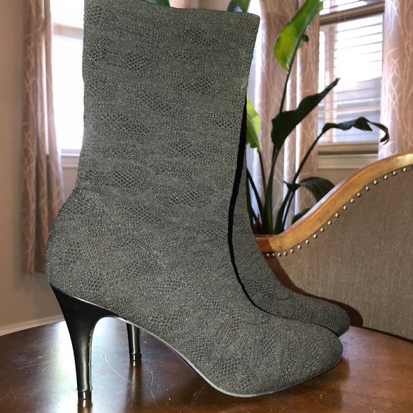 SOLD - Picture 2 of 4